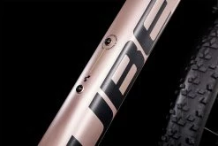 Cube Access WS EAZ Blushmetallic´n´flashyellow 12 Cube Access WS EAZ Blushmetallic´n´flashyellow -Promos Vélo Magasin 525210 D3