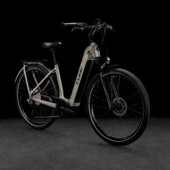 Cube Kathmandu Hybrid Pro 750 Easy Entry Flashstone´n´black 7 Cube Kathmandu Hybrid Pro 750 Easy Entry Flashstone´n´black -Promos Vélo Magasin CUBE Kathmandu Hybrid Pro 750 Easy Entry flashstone n black 631213 2