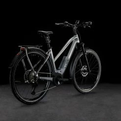 Cube Kathmandu Hybrid SLT 750 Lady Prizmsilver´n´grey 9 Cube Kathmandu Hybrid SLT 750 Lady Prizmsilver´n´grey -Promos Vélo Magasin CUBE Kathmandu Hybrid SLT 750 Lady prizmsilver n grey 631363 1