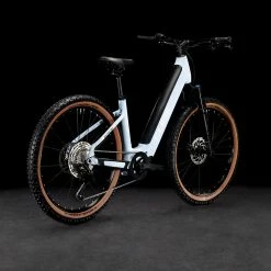 Cube Reaction Hybrid Pro 625 Easy Entry Flashwhite´n´black 9 Cube Reaction Hybrid Pro 625 Easy Entry Flashwhite´n´black -Promos Vélo Magasin CUBE Reaction Hybrid Pro 625 Easy Entry flashwhite n black 634112 2