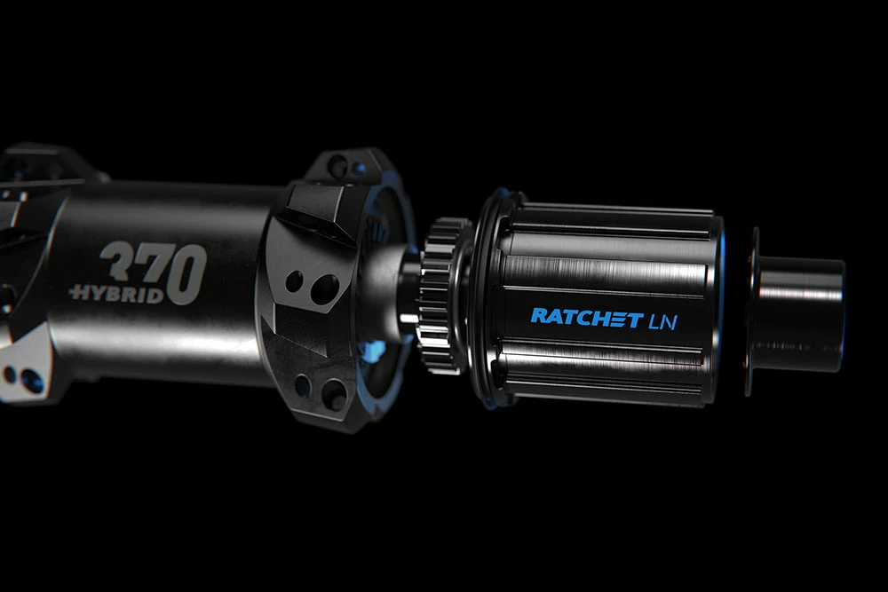 Dt-swiss Roue Arrière HU 1900 Spline® 29" 25mm CL Boost 8 Dt-swiss Roue Arrière HU 1900 Spline® 29" 25mm CL Boost – Image 6