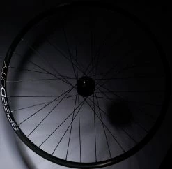 Mavic URBAN E-Speedcity 1 700 CL 12x142 Roue Arrière Shimano -Promos Vélo Magasin Mavic URBAN E Speedcity 1