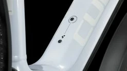 Cube Reaction Hybrid Pro 625 Allroad Flashwhite´n´black -Promos Vélo Magasin Reaction Hybrid Pro 625 Allroad flashwhite n black 634162 4