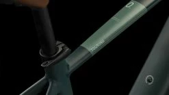 Cube Touring Hybrid ONE 625 Darkgreen'n'green -Promos Vélo Magasin cube 631062 20118982 Touring Hybrid ONE 625 darkgreen n green 3