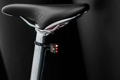 Supernova E3 Seat Post Tail Light 2 (12V) - Feu Arrière Pour E-bike -Promos Vélo Magasin e3tl sp emo